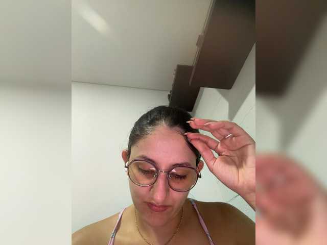 EvanShell1's BongaCams show and profile