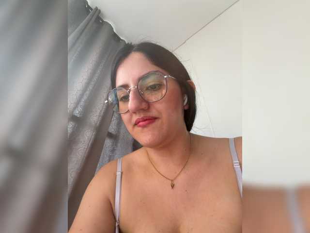 EvanShell1's BongaCams show and profile