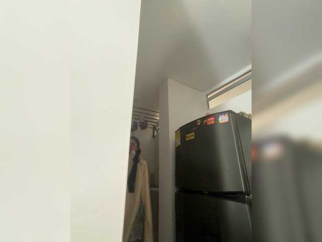 EvanShell1's BongaCams show and profile