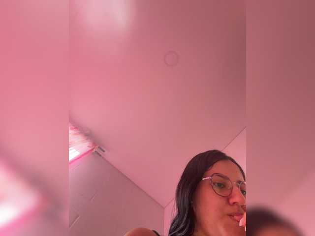 EvanShell1's BongaCams show and profile