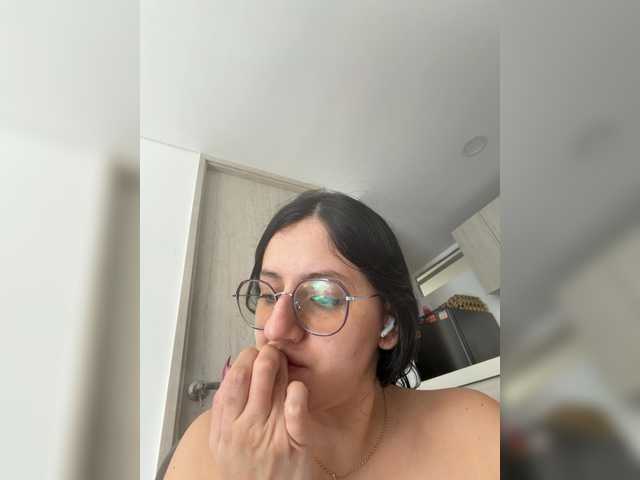 EvanShell1's BongaCams show and profile