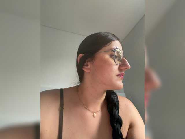 EvanShell1's BongaCams show and profile