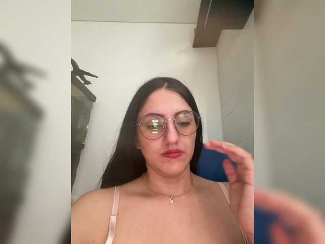 EvanShell1's BongaCams show and profile