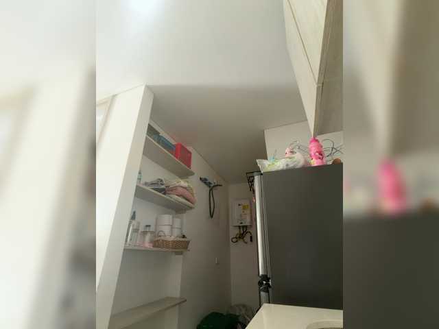 EvanShell1's BongaCams show and profile