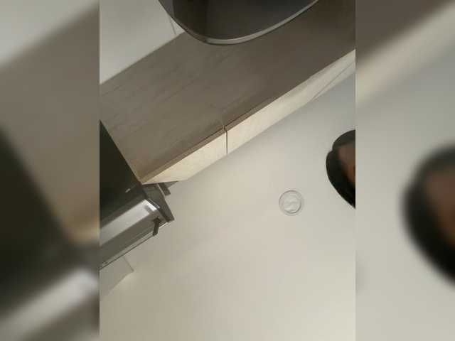 EvanShell1's BongaCams show and profile