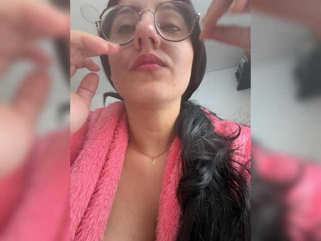 EvanShell1's BongaCams show and profile