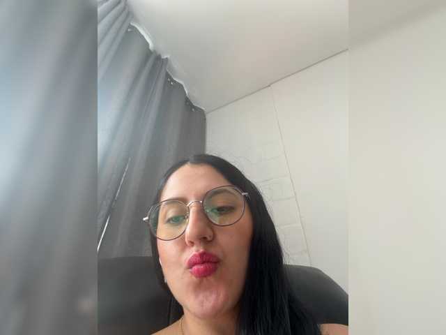 EvanShell1's BongaCams show and profile