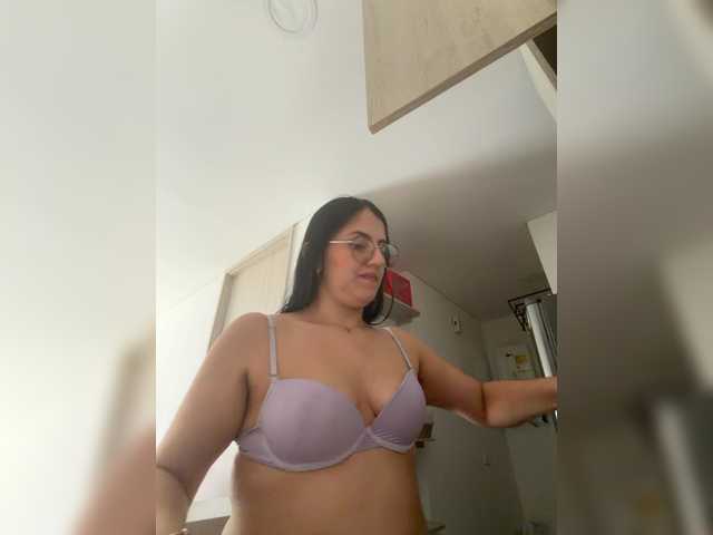 EvanShell1's BongaCams show and profile