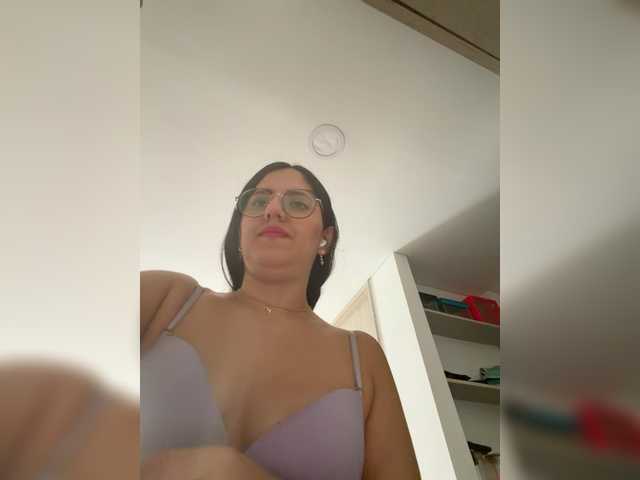 EvanShell1's BongaCams show and profile