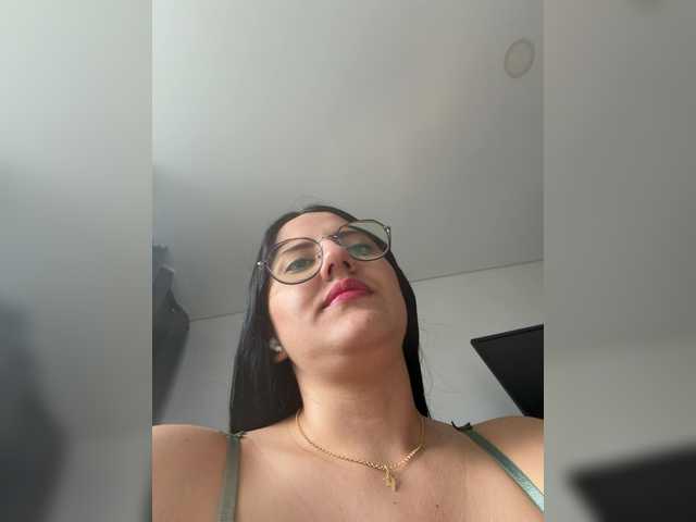 EvanShell1's BongaCams show and profile