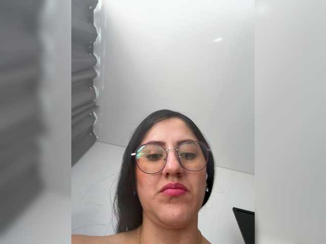 EvanShell1's BongaCams show and profile