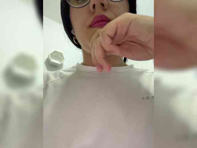 live free chat EvanShell1