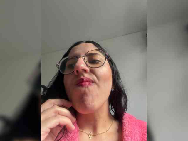 EvanShell1 Live Webcam on BongaCams