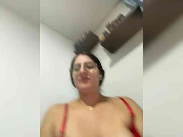 EvanShell1 Live Webcam on BongaCams