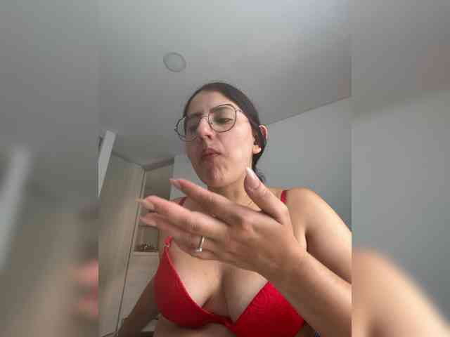 EvanShell1 Live Webcam on BongaCams