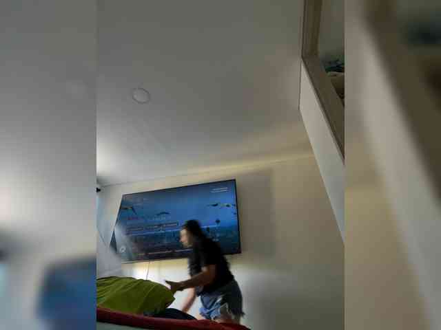 EvanShell1 webcam