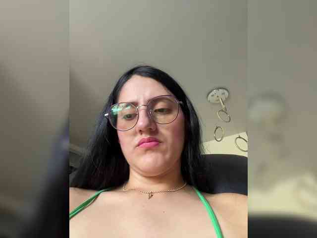 private live sex show EvanShell1