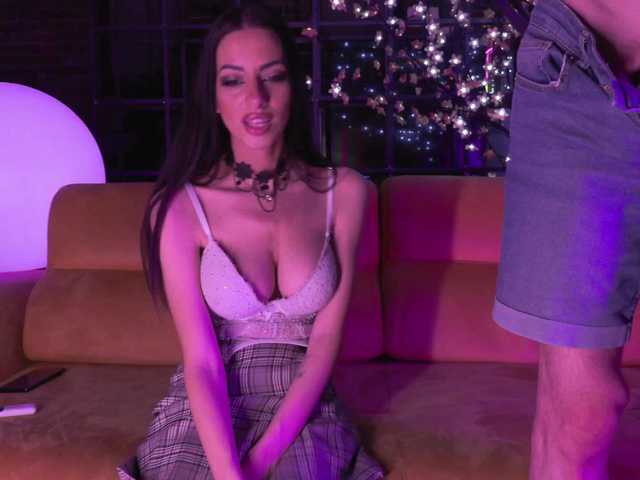 Sikimiki500's BongaCams show and profile