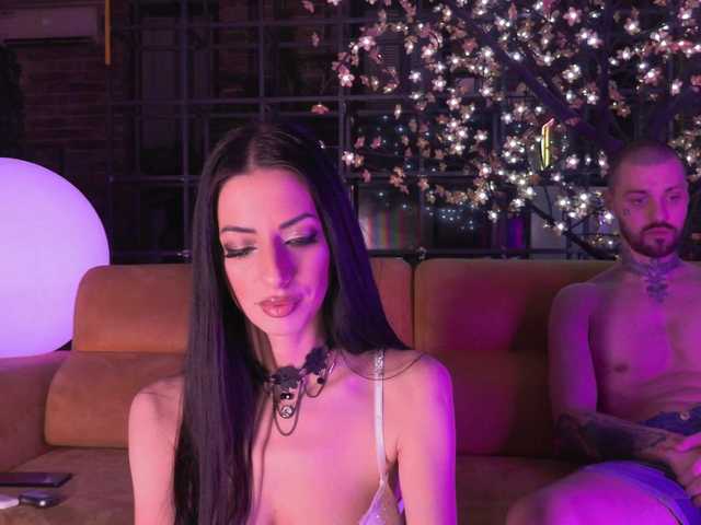 Sikimiki500's BongaCams show and profile