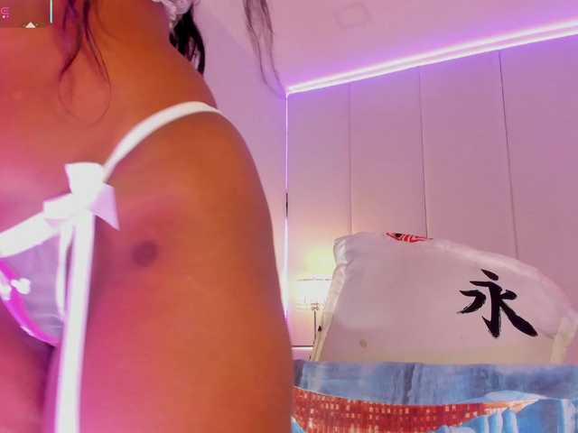 Krystin1's BongaCams show and profile