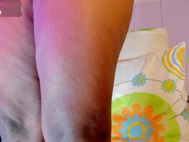 Krystin1's BongaCams show and profile