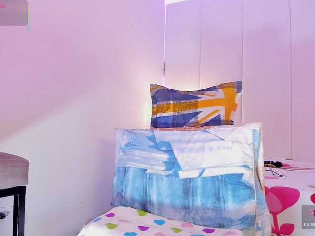 Krystin1's BongaCams show and profile