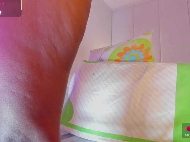 Krystin1's BongaCams show and profile