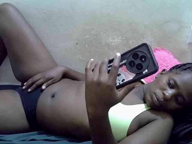 blackyberry Live Webcam on BongaCams