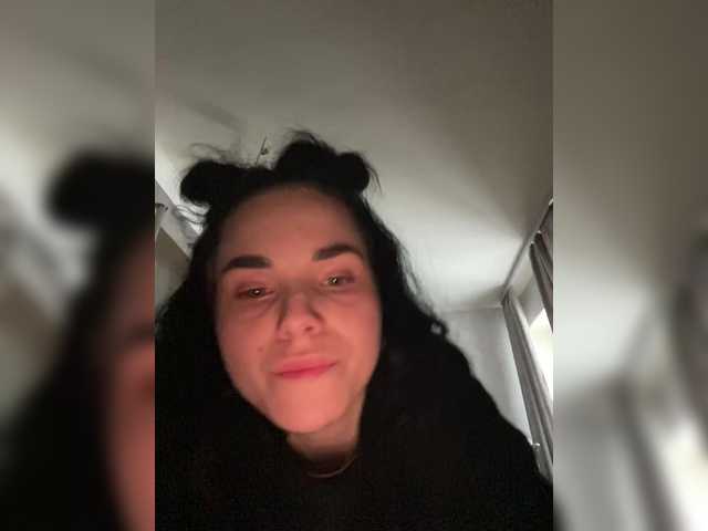 aleksandra-lis-1998's BongaCams show and profile