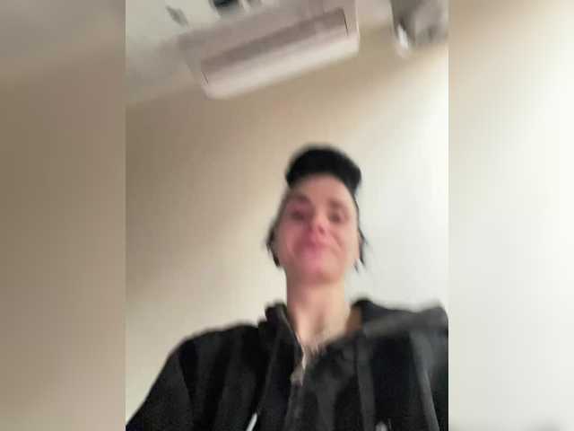 aleksandra-lis-1998's BongaCams show and profile