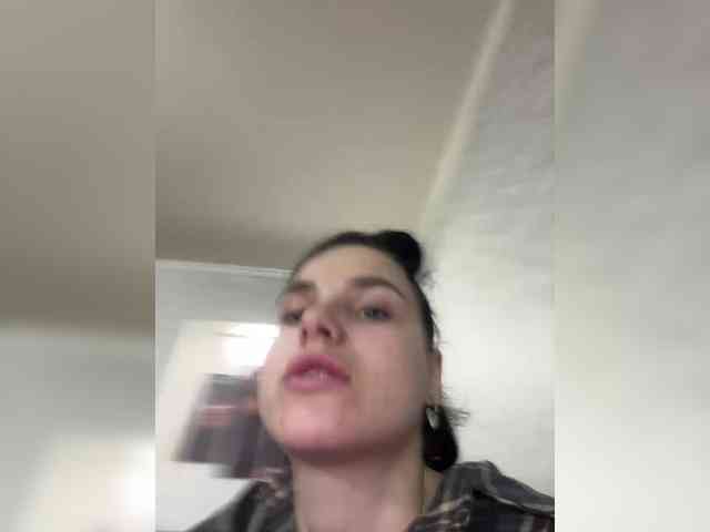 aleksandra-lis-1... Live Webcam on {site_name}