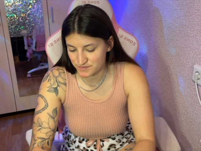 Katrinmiss's BongaCams show and profile