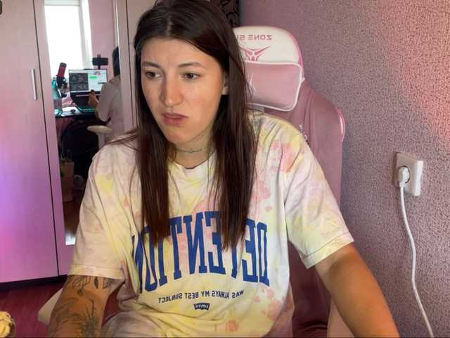  Katrinmiss chat room