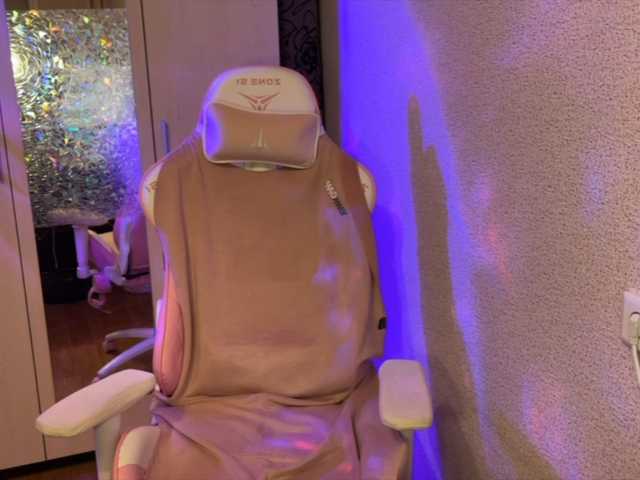 Katrinmiss live cam profile