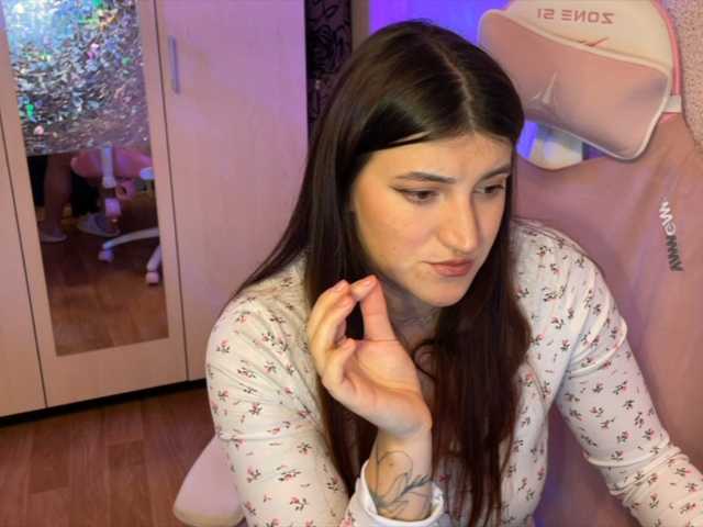 Katrinmiss's BongaCams show and profile