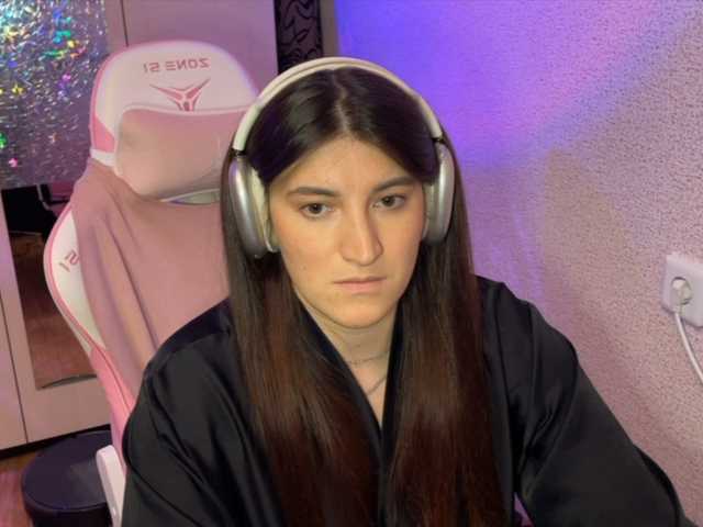 Katrinmiss's BongaCams show and profile