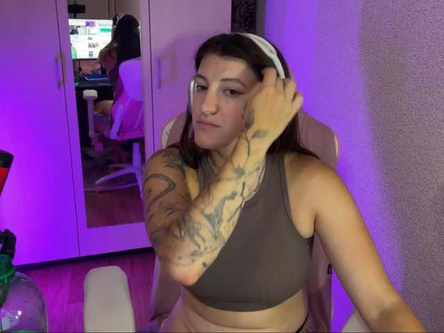  Katrinmiss chat room