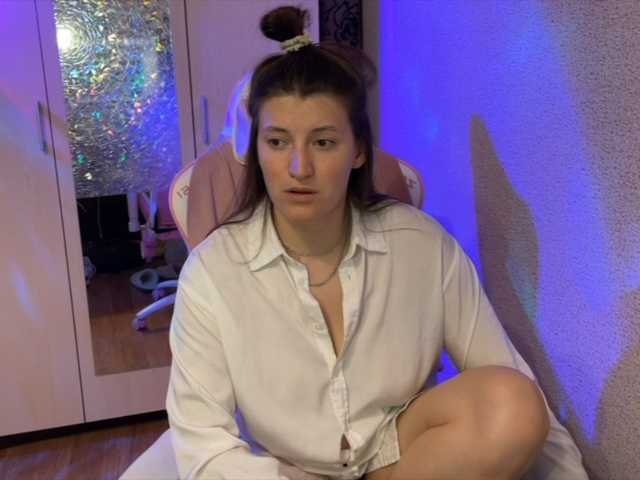 Katrinmiss's BongaCams show and profile