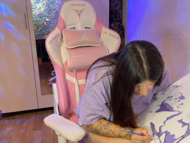 Katrinmiss's BongaCams show and profile