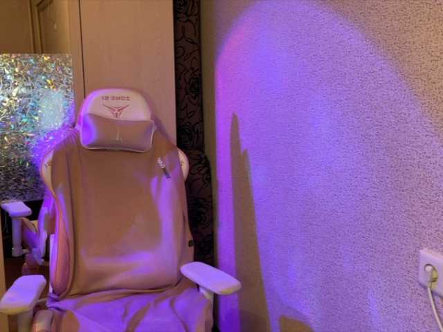 Katrinmiss's BongaCams show and profile