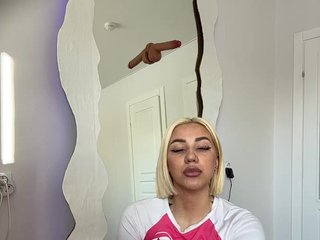 -AmazingBlonde- Porn Show