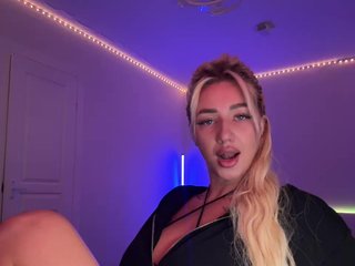 -AmazingBlonde- Porn Show