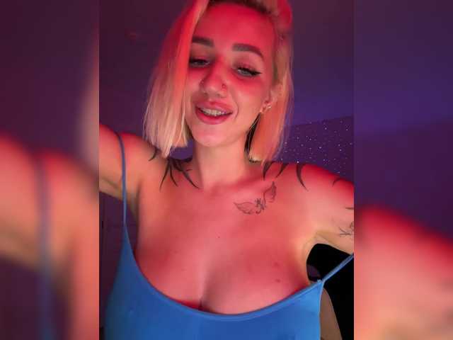 модель -AmazingBlonde-