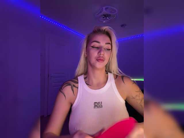 -AmazingBlonde-вебкам видео 