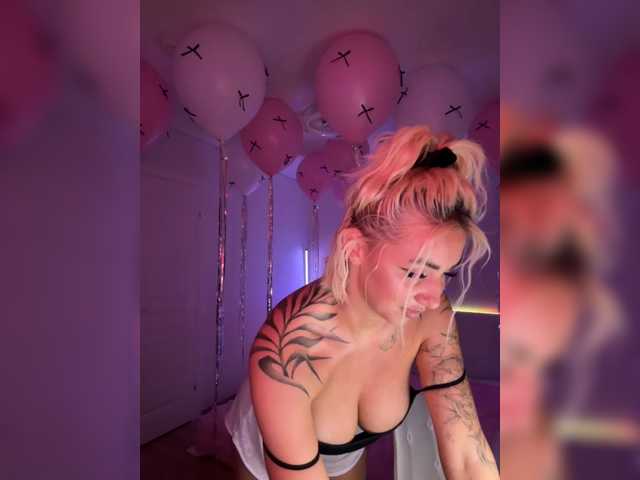 celca -AmazingBlonde-