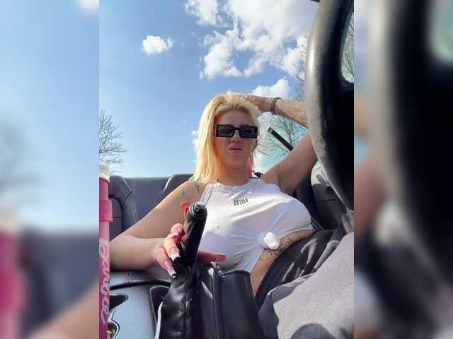 -AmazingBlonde-'s BongaCams profile