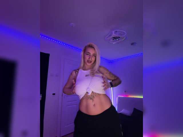 go to chat with -AmazingBlonde-