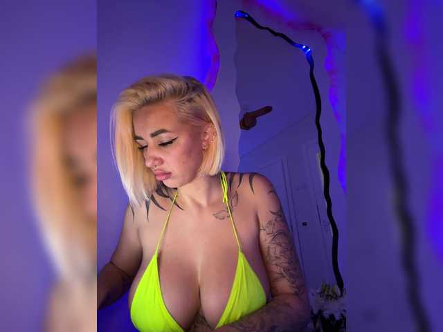 -AmazingBlonde- Profile Image