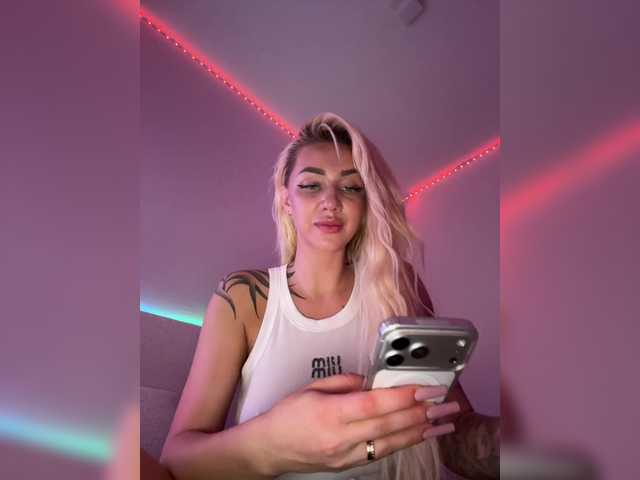 Amazing Blonde (-AmazingBlonde-)