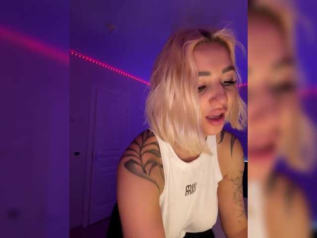 модель -AmazingBlonde-